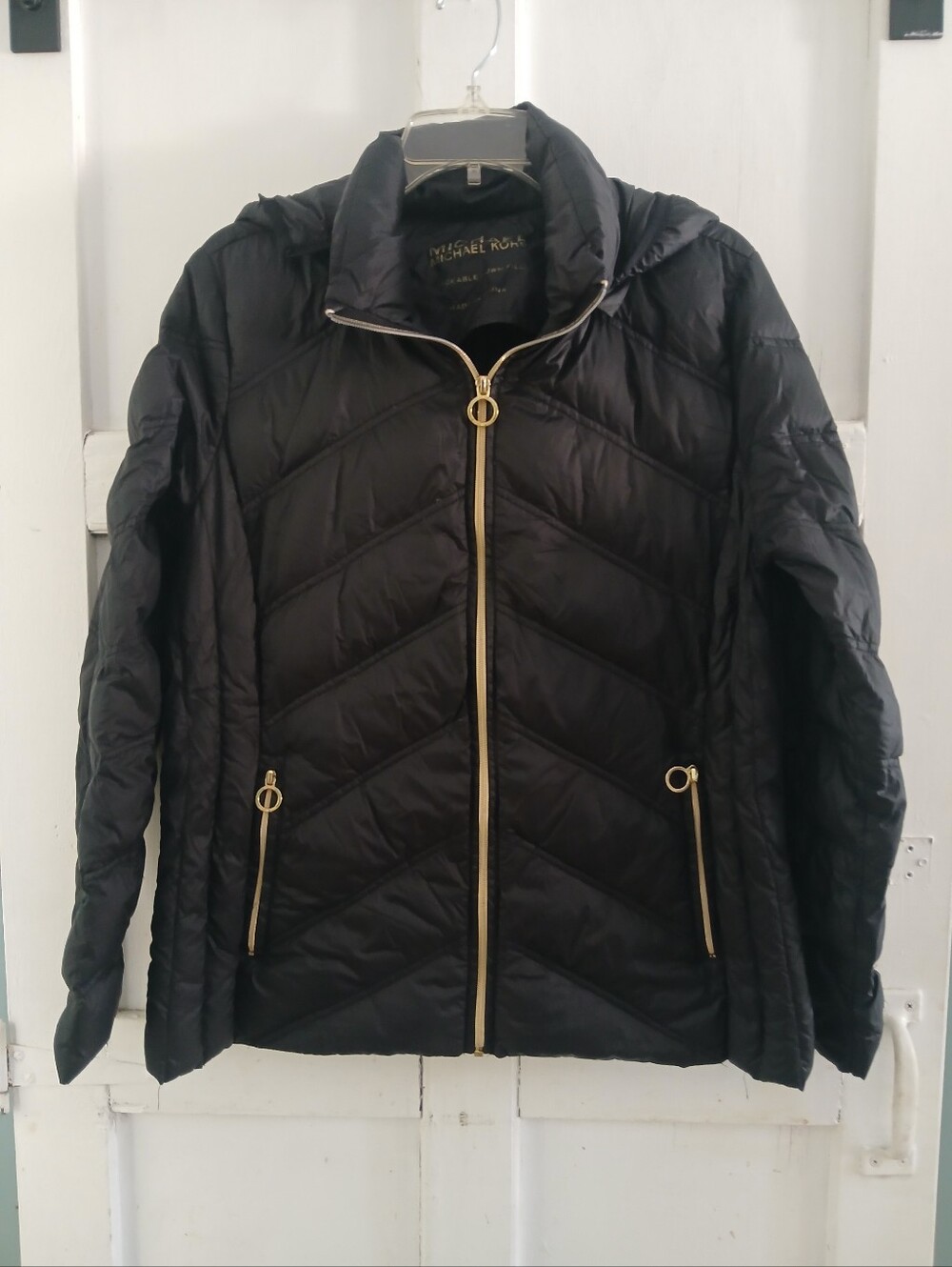 Michael kors packable downfilled coat large, very gently used condition